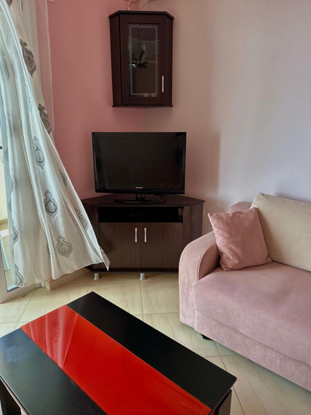 Esmeralda Apartaments Саранде Екстериор снимка