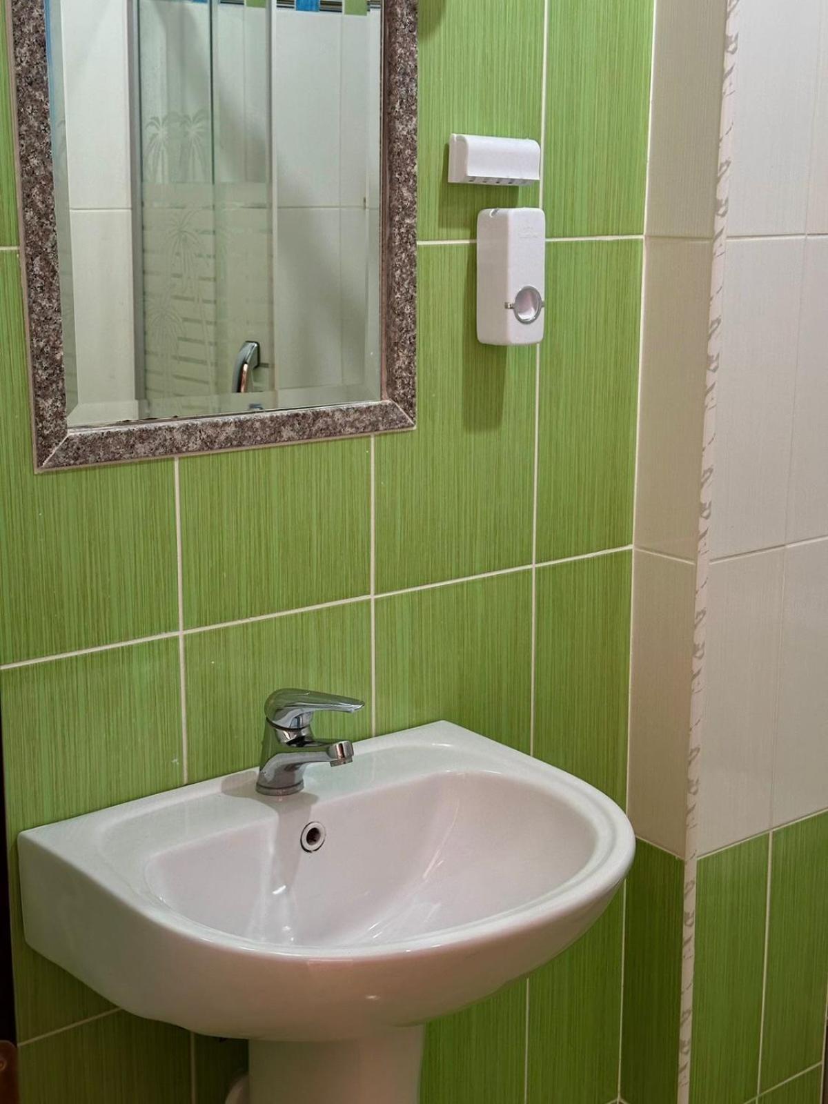 Esmeralda Apartaments Саранде Екстериор снимка
